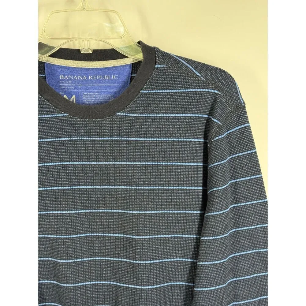 Banana republic Men’s striped long sleeve t shirt size medium